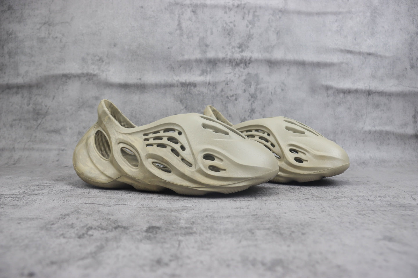 Yeezy Foam Runner Unisex Casual Sandals - GX4472