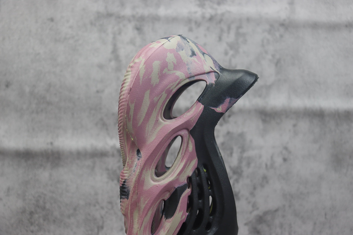 Yeezy Foam Runner Unisex Casual Sandals - IG9562