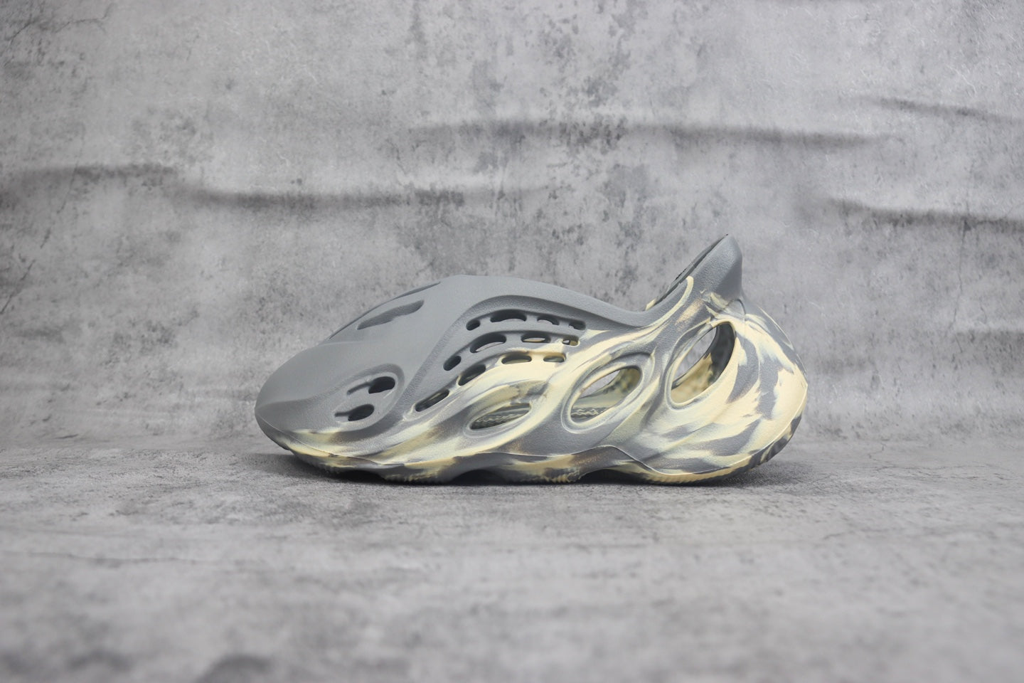 Yeezy Foam Runner Unisex Casual Sandals - GY3969