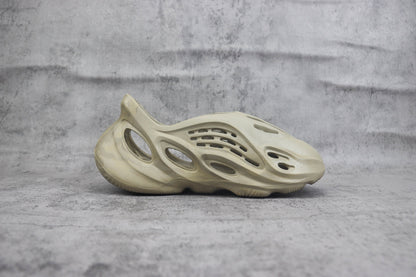 Yeezy Foam Runner Unisex Casual Sandals - GX4472